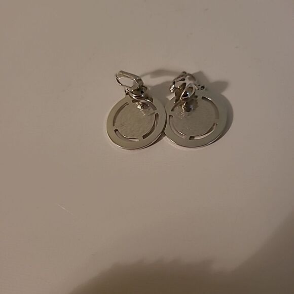 Sarah Coventry  Earrings - Picture 2 of 6